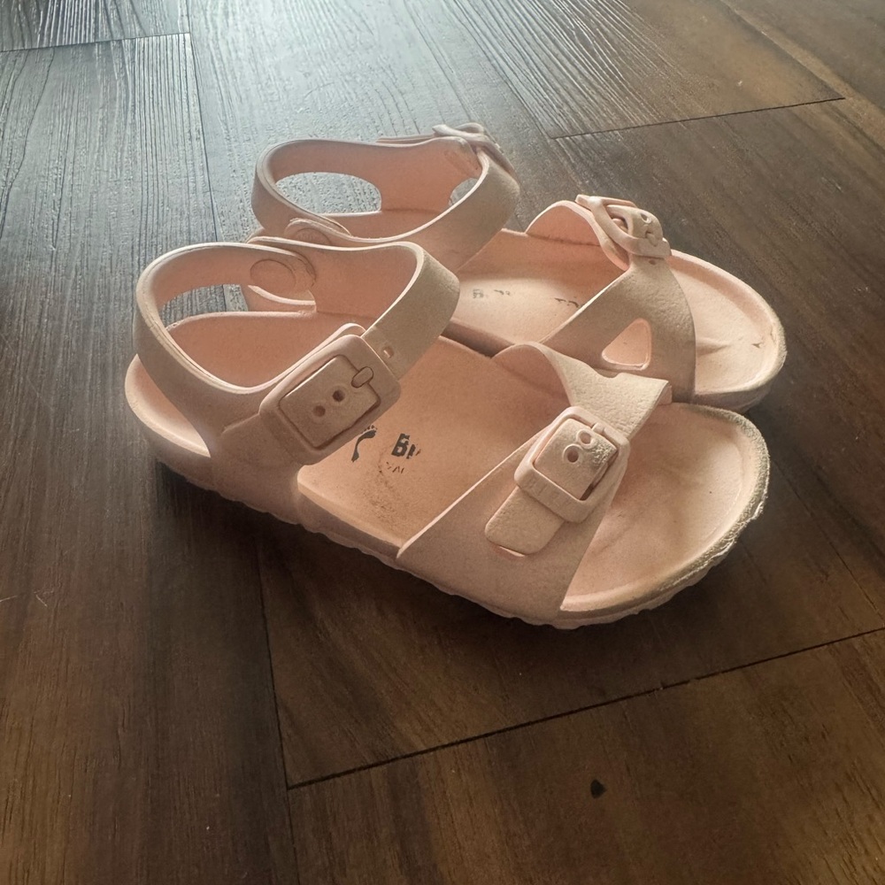 Birkenstock Kids Light Pink Sandals - Size US9